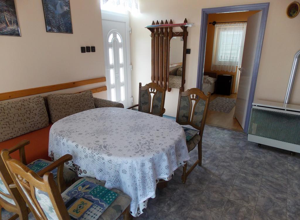 Bencze Vendeghaz Zalakaros Apartment Екстериор снимка